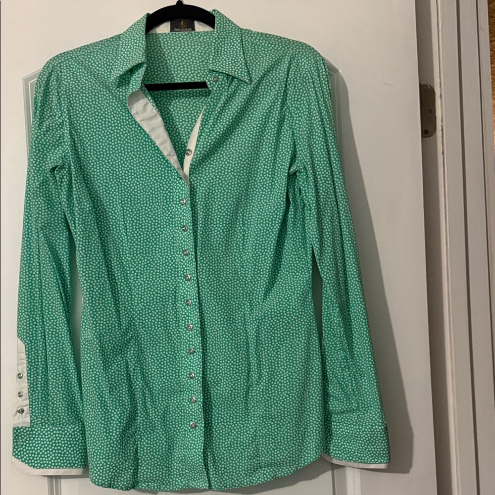 Flor da Liso Women’s Green Polka Dot Button-Up Shirt